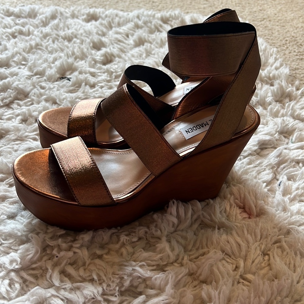 Steve Madden Wedges